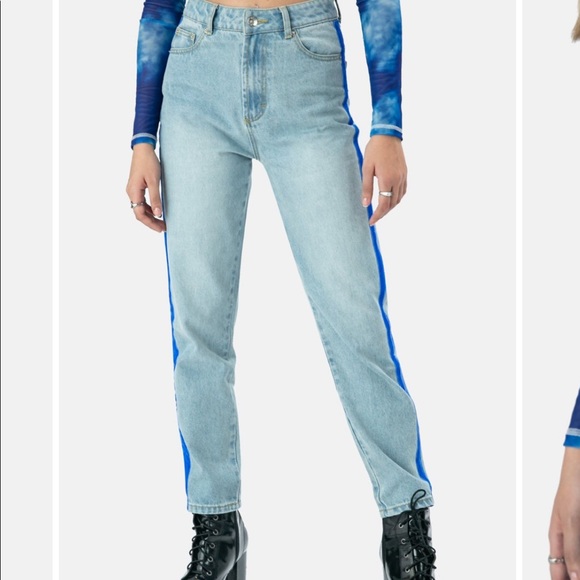 JEANS - Picture 3 of 5